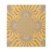 Edgy Zebra Elegance: een goudgele print Notitieblok (Voorkant)