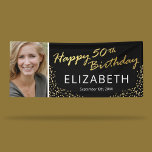 Editable Black Gold 50th Birthday Foto Spandoek<br><div class="desc">Bewerkbare banner van de vijftigste verjaardag met een stijlvolle zwarte achtergrond die kan worden veranderd in elke kleur,  een foto van de verjaardagsjongen/het meisje,  gouden glitter,  de woorden "gelukkige 50ste verjaardag" in een faux gouden folie script,  hun naam en de datum.</div>