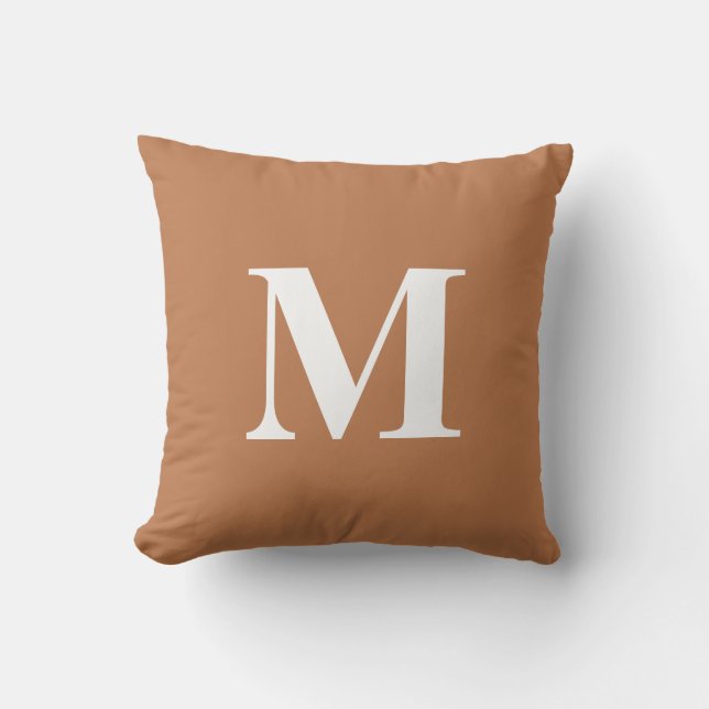 Editable Color Rust Oranje White Monogram Initiaal Buitenkussen (Voorkant)