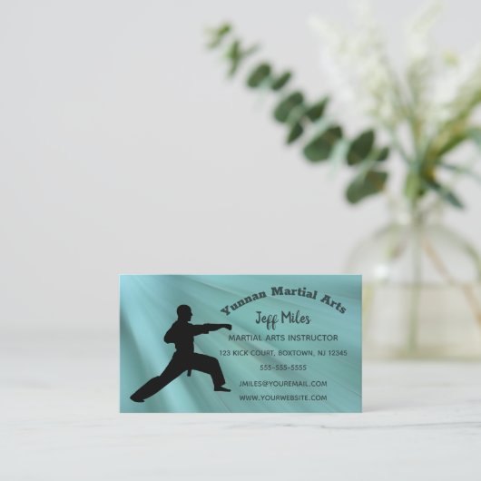 Editable Martial Arts Instructor Visitekaartje (Staand voorkant)