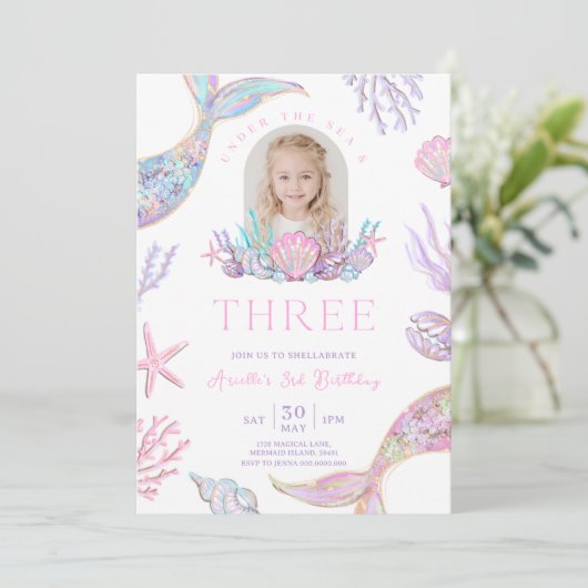 Editable Mermaid Tail 3rd Birthday Invite Glitter Kaart (Staand voorkant)