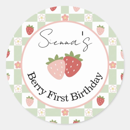Editable Strawberry Gingham 1st Birthday Favor Ronde Sticker (Voorkant)