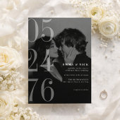 Editorial Bold Date Black White Wedding Invitation Kaart
