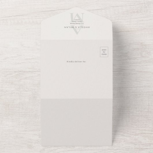 Editorial Initial Wedding All In One Uitnodiging (Buitenkant)