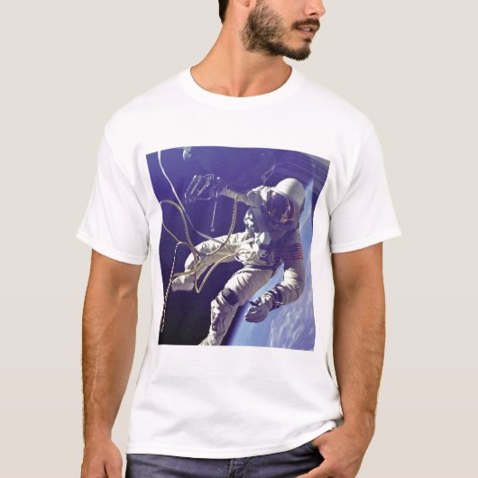 Edward H. White first American Space Walker NASA T-shirt (Voorkant)