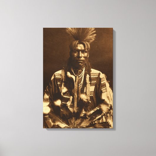 Edward S Curtis A Piegan Dandy Canvas Afdruk (Voorkant)