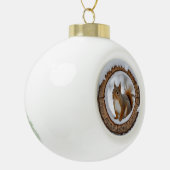 eekhoorn in de sneeuw keramische bal ornament (Links)