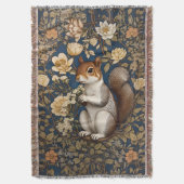 Eekhoorn met Acacia Bloemen William Morris Deken (Voorkant Verticaal)