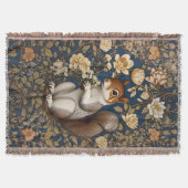Eekhoorn met Acacia Bloemen William Morris Deken (Voorkant)