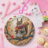 Eekhoorn met een herfstesdoornblad papieren bordje (Feest)