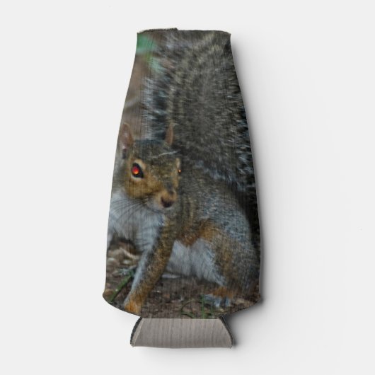Eekhoorn met gloeiende ogen flesjeskoeler (Voorkant)