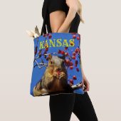 Eekhoorn met rode bessen Tas (Dichtbij)