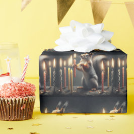 Eekhoorn met verjaardagskaarsen cadeaupapier