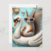 Eekhoorn op drijvende zwaan grappig Schattige Briefkaart (Voorkant / Achterkant)