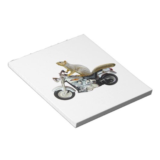 Eekhoorn op motorfiets notitieblok (Schuin)