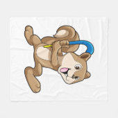 Eekhoorn op Veldhockey met stok Fleece Deken (Voorkant (Horizontaal))