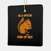 Eekhoorn - speciaal soort nut keramisch ornament (Links)