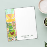 Eekhoorn zonsopgang tuin gepersonaliseerd notitieblok<br><div class="desc">Dit schattige kunst gepersonaliseerde notitieblok is het perfecte geschenk voor eekhoornliefhebbers en beschikt over een kleine eekhoorn die in de zonsopgang in een bloementuin bakt. Een leuke en creatieve manier om je notities op te laten vallen!</div>