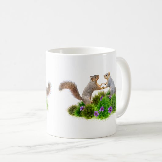 Eekhoorns dansen in de Grass Mok (Voorkant rechts)