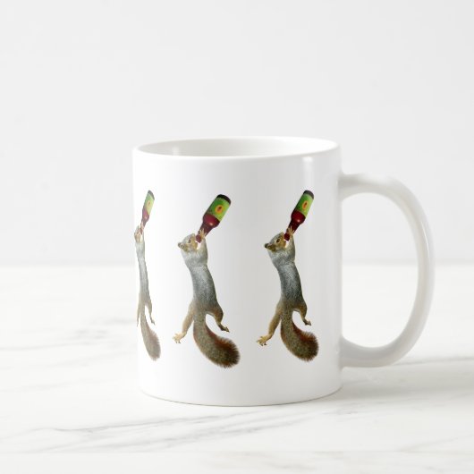 Eekhoorns Drink bier Koffiemok (Rechts)