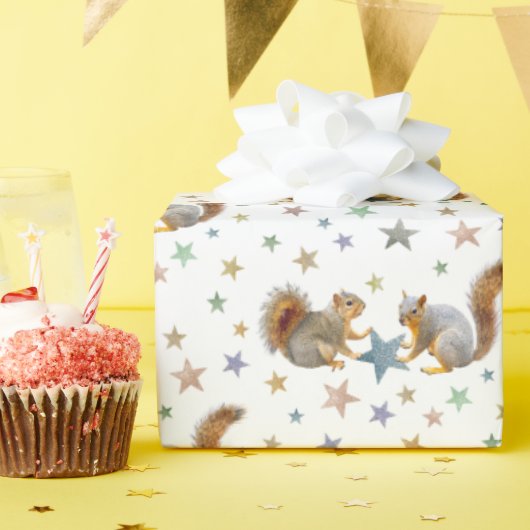Eekhoorns met sterren inpakpapier (Verjaardagsfeest)