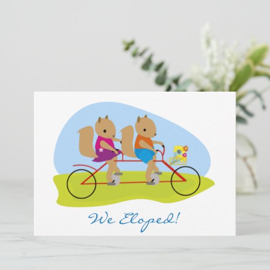 Eekhoorntjes op een tandem-bike We hebben uitgeput Aankondiging (Staand voorkant)