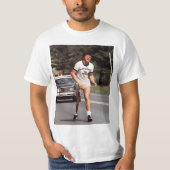 "Een 21-jarige Canadese Terry Fox begon met een T-shirt (Voorkant)