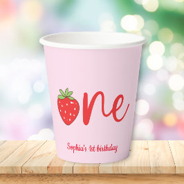Eén aardbei verjaardag roze papieren bekers