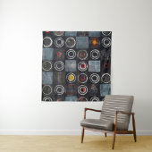 een abstract schilderij; een raster van gestempeld wandkleed (In Situ (horizontaal))