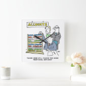 Een accountant die een abacus op het werk gebruikt vierkante klok (Huis)