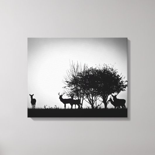 Een afbeelding van een hert in de ochtend mist canvas afdruk (Voorkant)