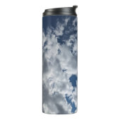 Een afdekking van wolken thermosbeker (Gedraaid links)