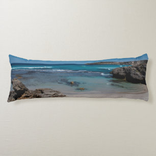 Een afgelegen strand op je bed lichaamskussen