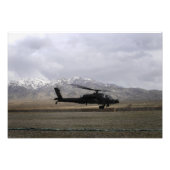 Een AH-64A Apache die opstart Foto Afdruk (Voorkant)
