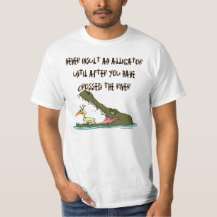 Een alligator nooit isoleren t-shirt