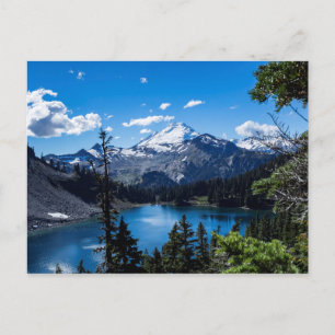 Een alpien uitzicht van MT Baker van het Meer van Briefkaart