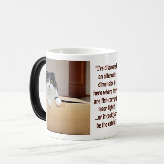 Een alternatieve dimensie magische mok (Voorkant links)
