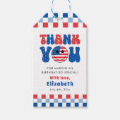 Een Amerikaanse Babe 4 juli Eerste Verjaardag Cadeaulabel (Voorkant)