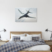 Een Amerikaanse luchtmacht B-1B Lancer op een geve Canvas Afdruk (Insitu (Slaapkamer))