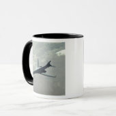 Een Amerikaanse luchtmacht B-1B Lancer op een geve Mok (Voorkant links)