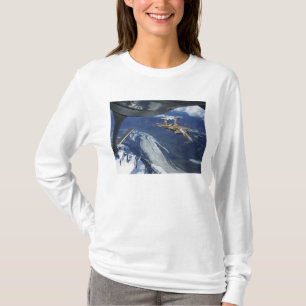 Een Amerikaanse luchtmacht F-15C Eagle die zichzel T-shirt