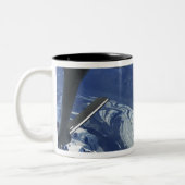 Een Amerikaanse luchtmacht F-15C Eagle die zichzel Tweekleurige Koffiemok (Links)