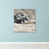 Een Amerikaanse marine die de bestuurder van een H Canvas Afdruk (Insitu (Houten vloer))