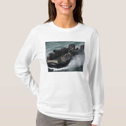 Een Amerikaanse marine landings Craft Air Cushion T-shirt (Voorkant)