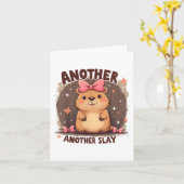 Een andere dag een andere Slay Schattige Capybara Kaart (Gele Bloem)