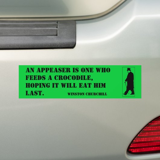 Een appeaser is iemand die een krokodil voedt, in bumpersticker (Op auto)