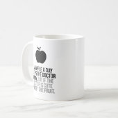 Een appel per dag houdt de dokter weg koffiemok (Voorkant links)