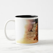 Een assaultman vuurt een Rocket Propted Grenade Tweekleurige Koffiemok (Links)