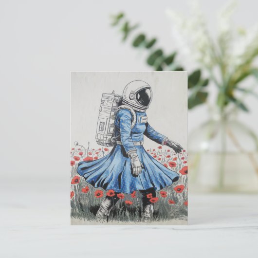 Een astronaut in een blauwe jurk die in klaprozen  briefkaart (Staand voorkant)