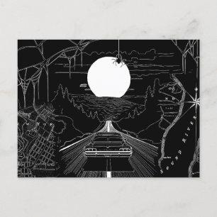 Een auto die door het bos en de bergen rijdt briefkaart